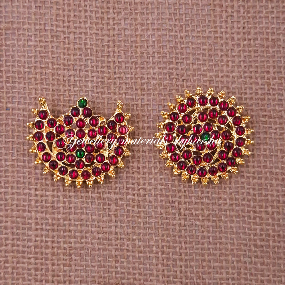 38 x 32MM Kemp Moon and 35MM Sun Pendant (Red and Green)